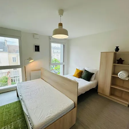 We Live In R - 403 - Cathedrale * Reims