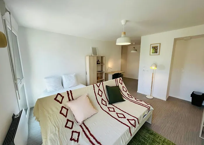 We Live In R - 403 - Cathedrale Lägenhet *