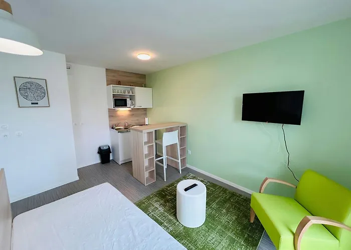 We Live In R - 403 - Cathedrale Lägenhet Reims